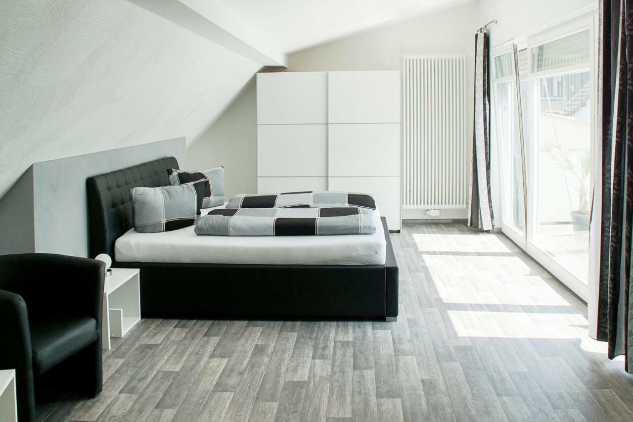 Winzer Lounge Gastezimmer Дернау Екстериор снимка