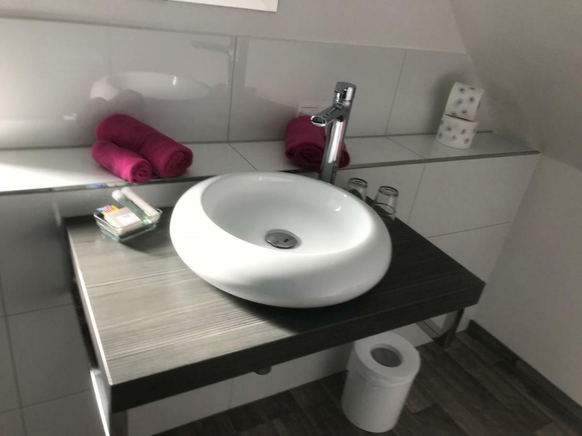 Winzer Lounge Gastezimmer Дернау Екстериор снимка