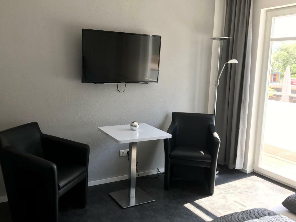 Winzer Lounge Gastezimmer Дернау Екстериор снимка